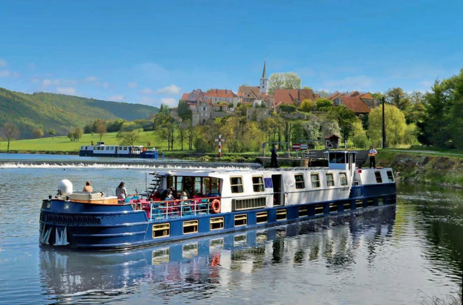 Alsace and Lorraine, between heritage and know-how, a charming hotel-barge cruise on the Marne-Rhine canal