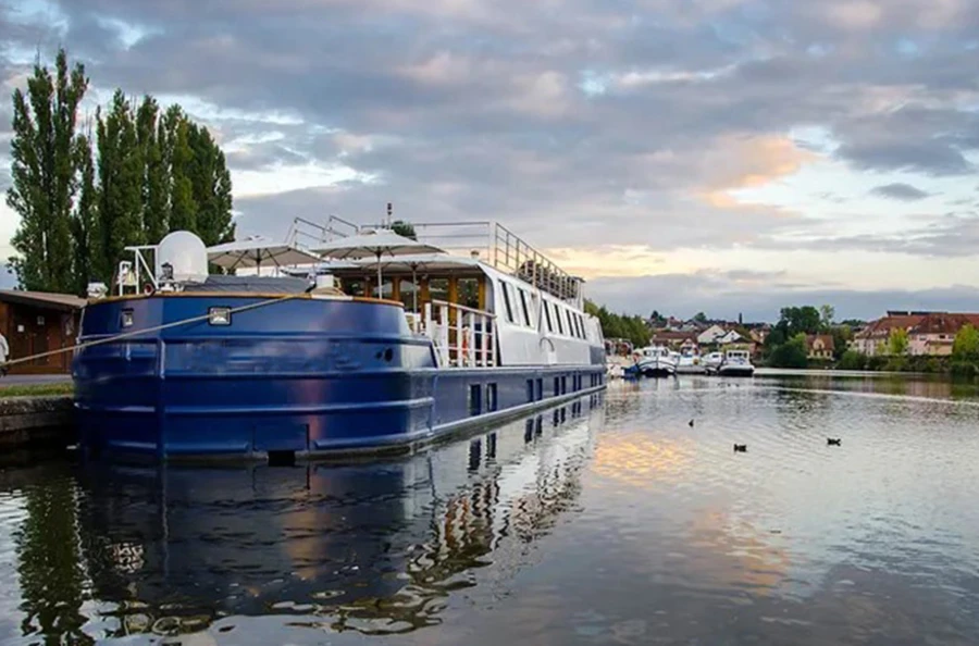 Alsace and Lorraine, between heritage and know-how, a charming hotel-barge cruise on the Marne-Rhine canal
