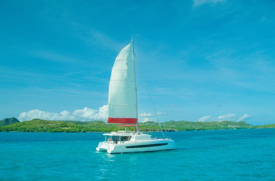 The splendours of the Caribbean on a cruise: 8 unforgettable days amidst tropical islands and idyllic beaches