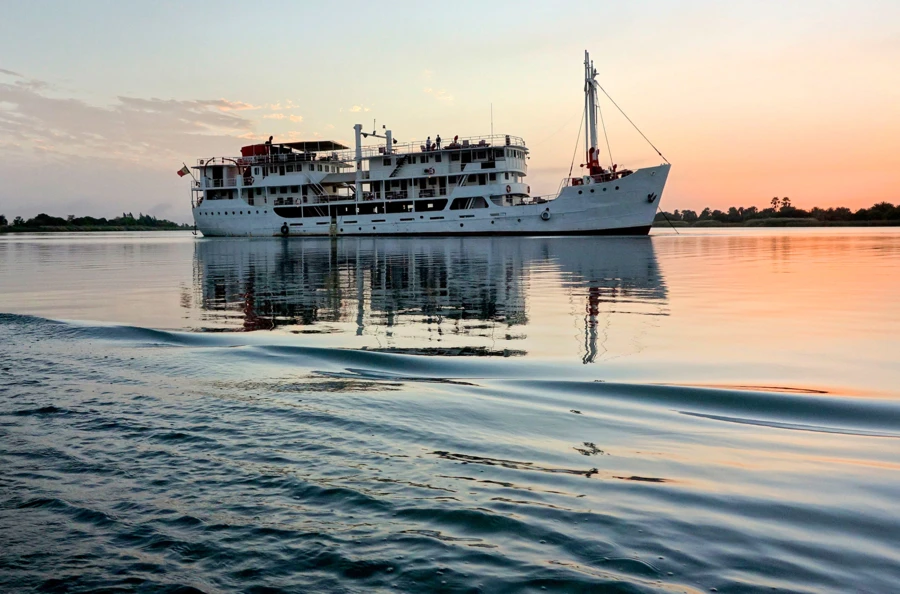 Découverte de l'Afrique de l'Ouest sur le fleuve Sénégal, un voyage unique et authentique
