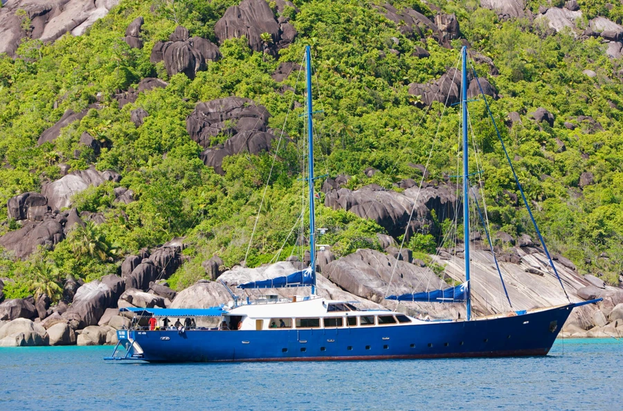 Croisière de rêve aux Seychelles, ses îles sauvages, ses plages idylliques et désertes