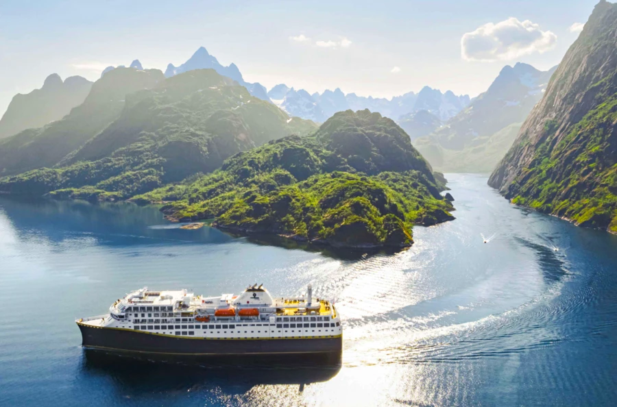 Odissea nell'Artico: crociera costiera di 5 giorni in Norvegia, con numerosi scali da Kirkenes a Trondheim