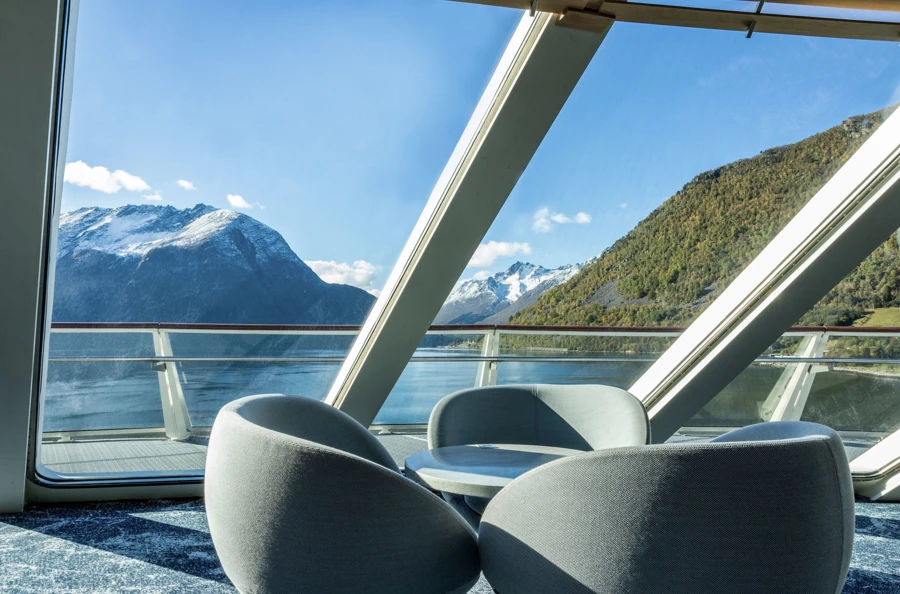 Expédition polaire complète : 8 jours de croisière de Bergen à Kirkenes, le long de toute la côte norvégienne