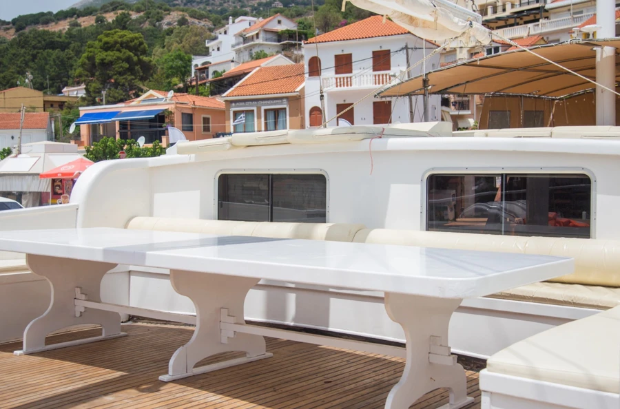Segeln mit dem Schoner zu den schönsten Inseln des Ionischen Meeres: Zakynthos, Lefkas, Ithaka und Kefalonia