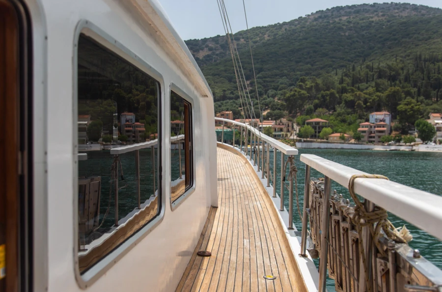 Segeln mit dem Schoner zu den schönsten Inseln des Ionischen Meeres: Zakynthos, Lefkas, Ithaka und Kefalonia