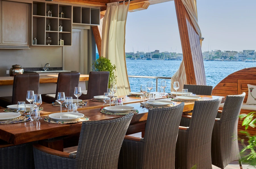 Luxury cruise aboard an exceptional Dahabieh: immerse yourself in Egypt's ancient treasures, from Luxor to Aswan