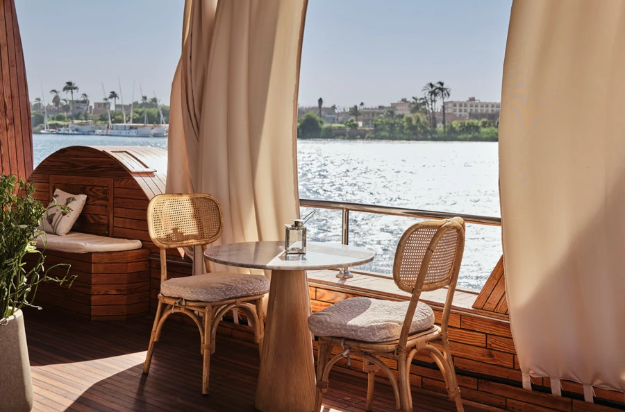 Luxury cruise aboard an exceptional Dahabieh: immerse yourself in Egypt's ancient treasures, from Luxor to Aswan