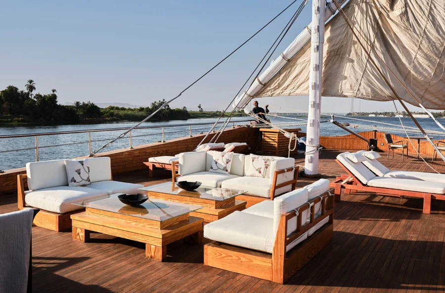 Luxury cruise aboard an exceptional Dahabieh: immerse yourself in Egypt's ancient treasures, from Luxor to Aswan