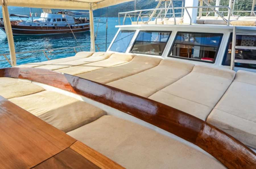 Plongée dans les eaux et la culture turques à bord d'une goélette traditionnelle lors d'une croisière de huit jours au départ de Fethiye