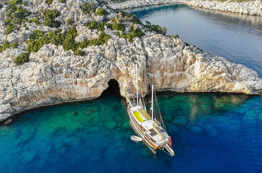 Circuit de quatre jours à bord d'une belle goélette turque, au départ de Fethiye, porte d’entrée de la Lycie
