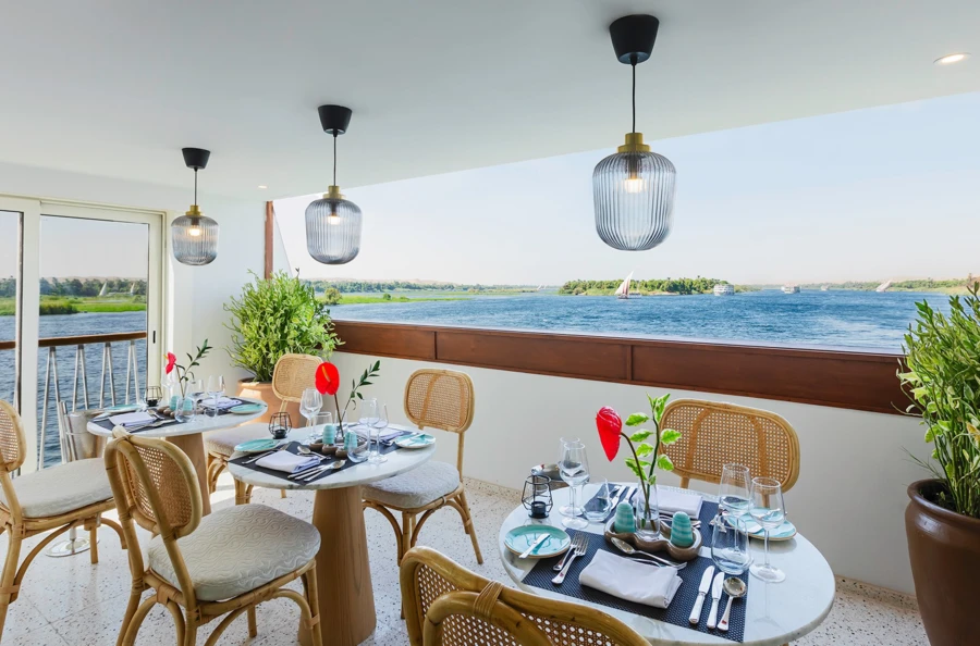 Dream getaway between Luxor and Aswan: discover Egypt's most beautiful temples on a 5-day cruise on the Nile