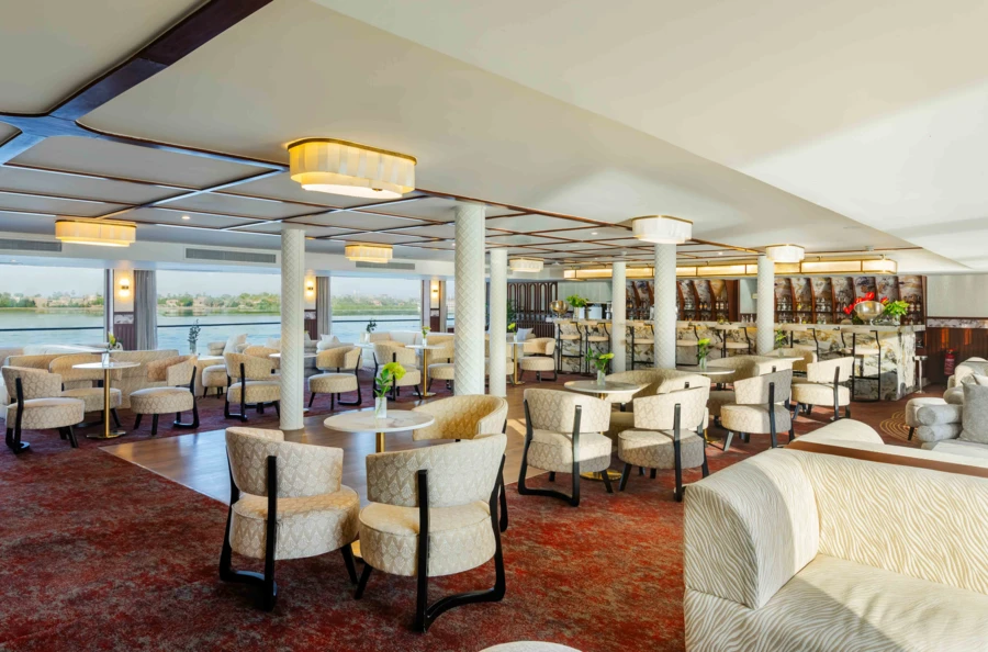 Dream getaway between Luxor and Aswan: discover Egypt's most beautiful temples on a 5-day cruise on the Nile