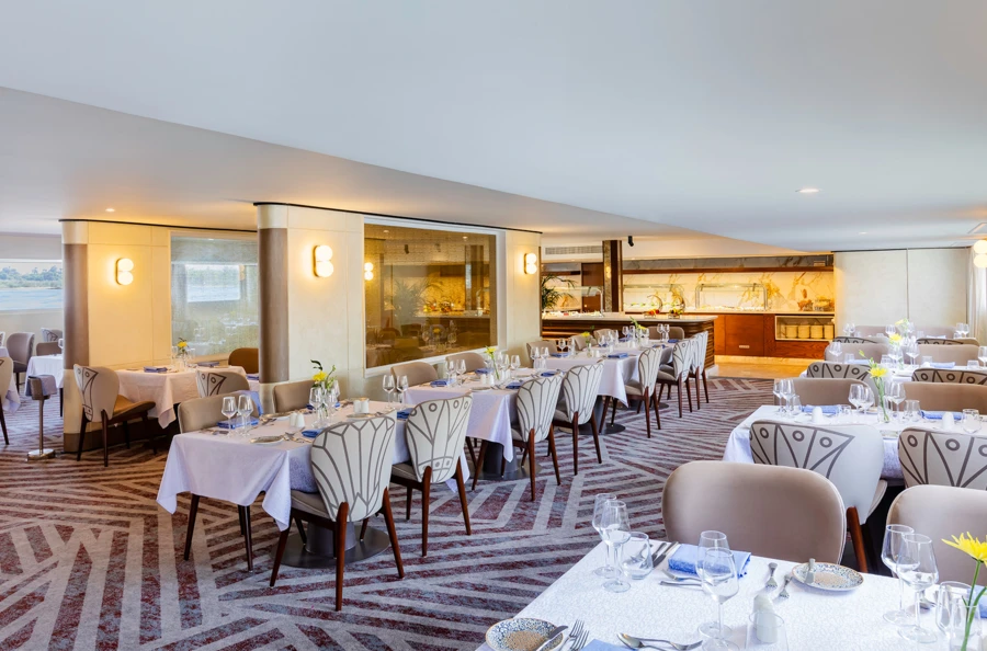 Dream getaway between Luxor and Aswan: discover Egypt's most beautiful temples on a 5-day cruise on the Nile