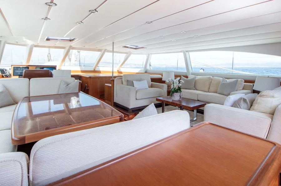 Sail privately, discover Italy at your own pace