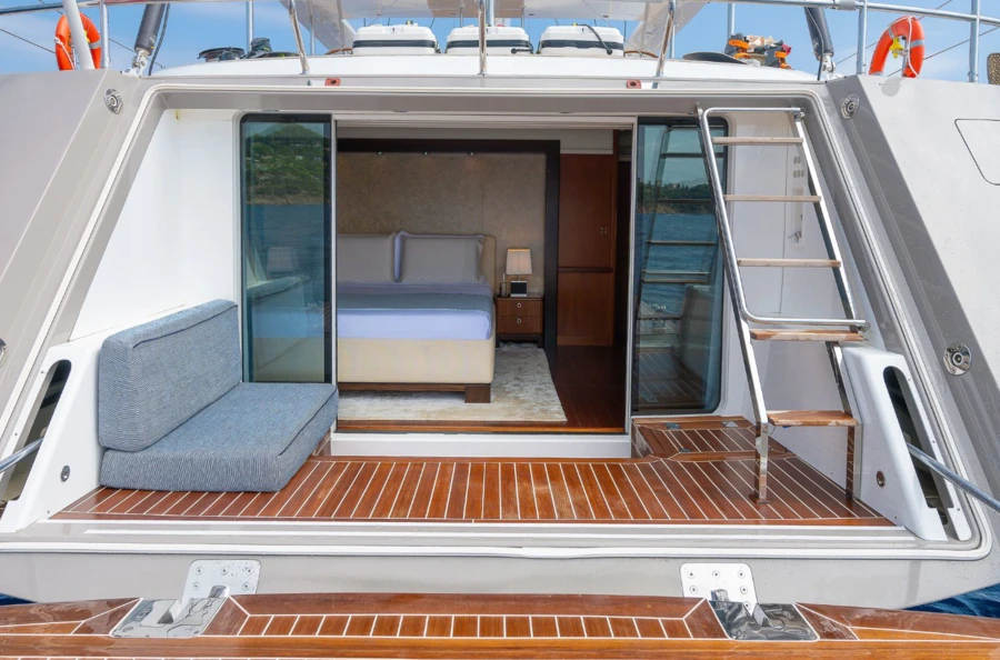 Sail privately, discover Italy at your own pace