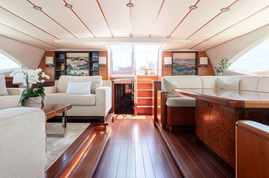 Sail privately, discover Italy at your own pace