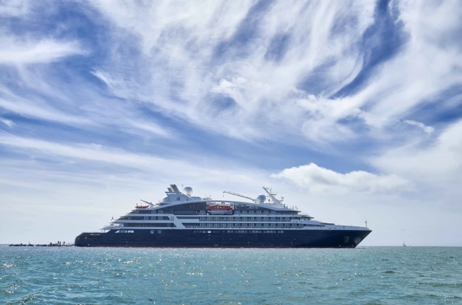Croisière de 16 jours au Timor oriental et dans les plus fameuses îles d'Indonésie, une faune et des paysages uniques au monde