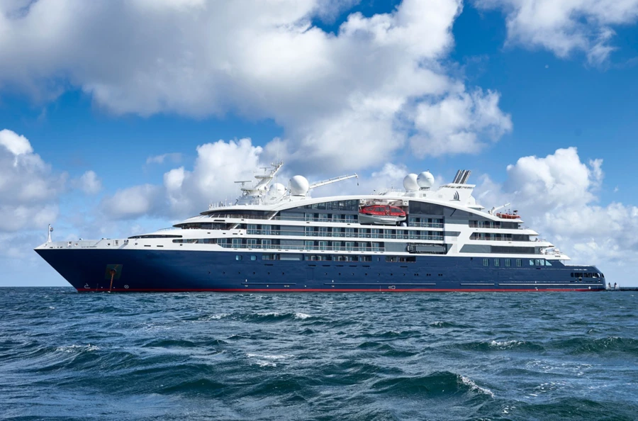 Croisière de 16 jours au Timor oriental et dans les plus fameuses îles d'Indonésie, une faune et des paysages uniques au monde
