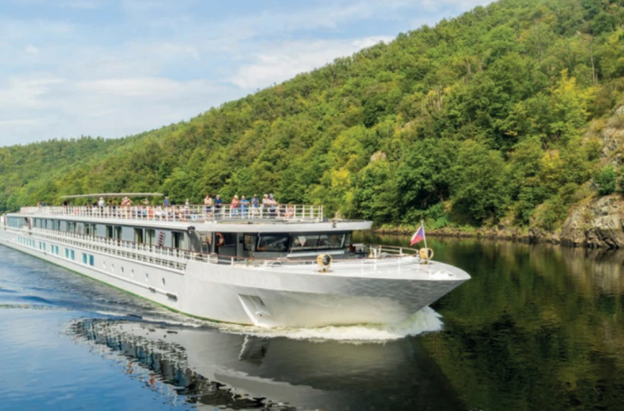 Croisière envoûtante au fil du Rhin : marchés de Noël en Alsace et en Forêt-Noire