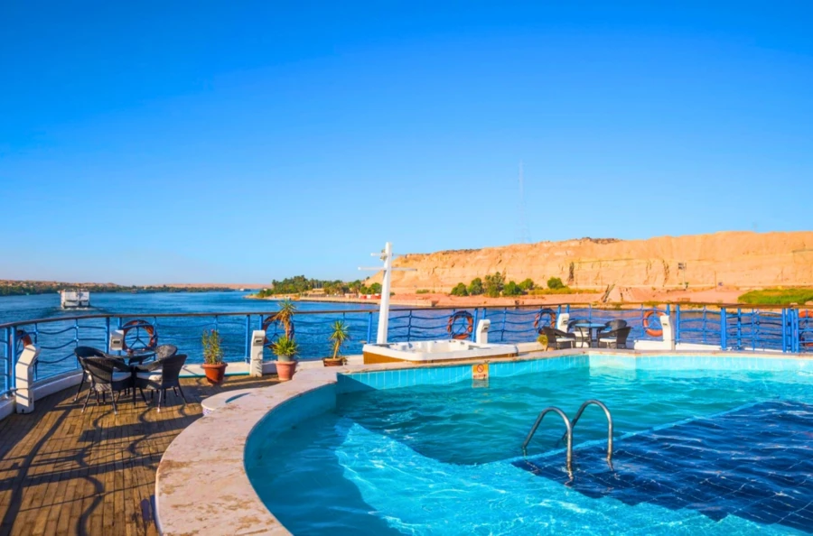 Croisière de 5 jours sur le Nil : entre Louxor et Assouan, à bord d’un navire 5 étoiles au cœur de l’Égypte antique
