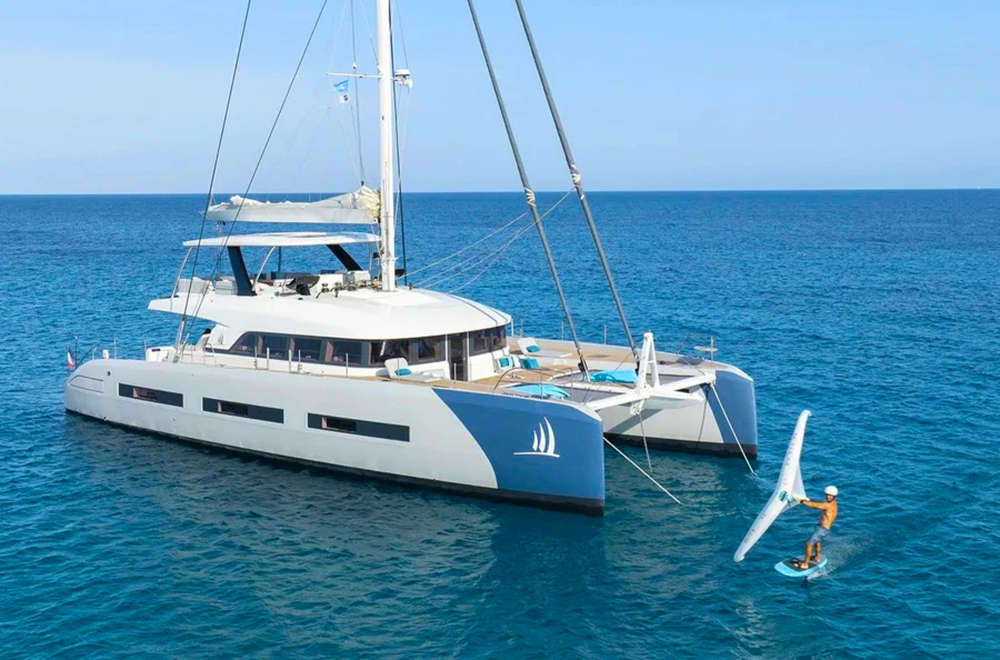 Exceptional travel in the Seychelles: the peaceful charm of the lagoons aboard a luxury catamaran