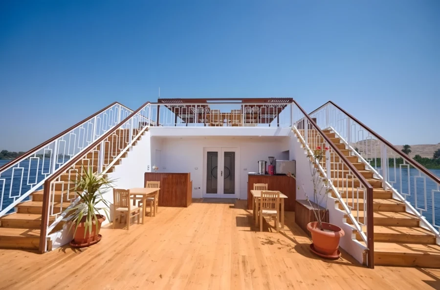 Immersion exclusive de 8 jours dans l’Égypte ancienne : croisière en dahabieh traditionnel au charme discret, dans un cadre naturel exceptionnel