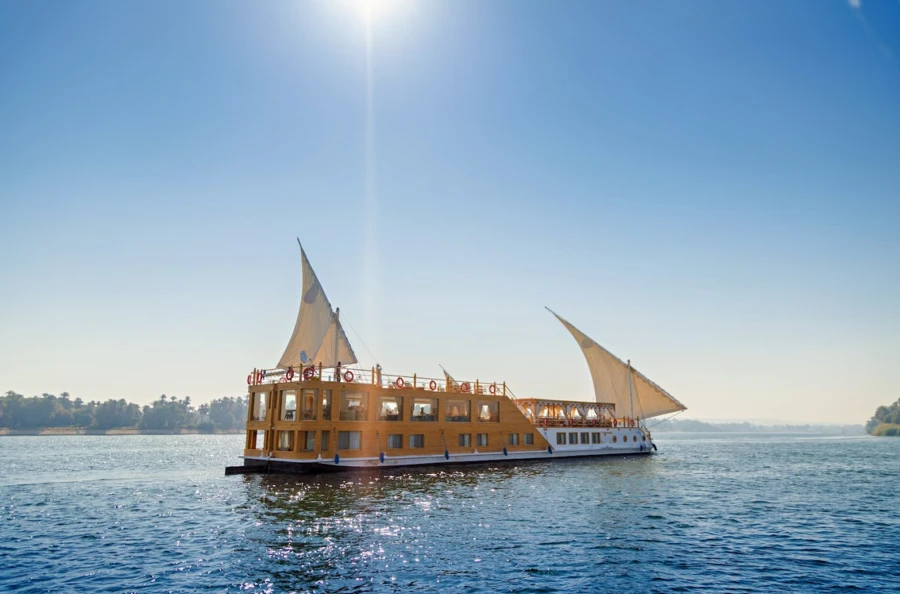 Splendeurs du Nil entre Esna et Assouan : navigation paisible de 6 jours en dahabieh, entre confort raffiné et immersion culturelle