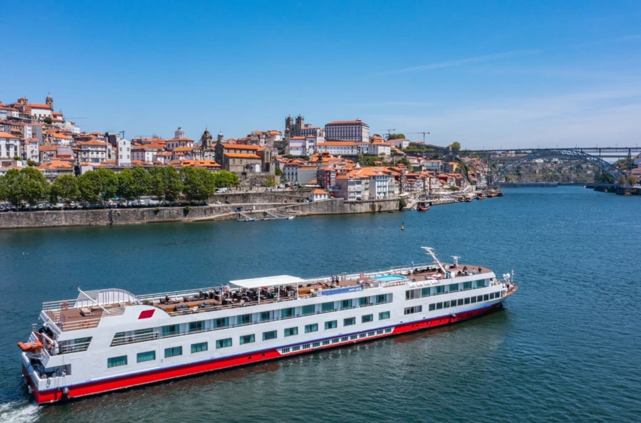 Vom Douro-Tal nach Santiago de Compostela: 12 Tage an der Grenze zwischen Portugal und Galicien