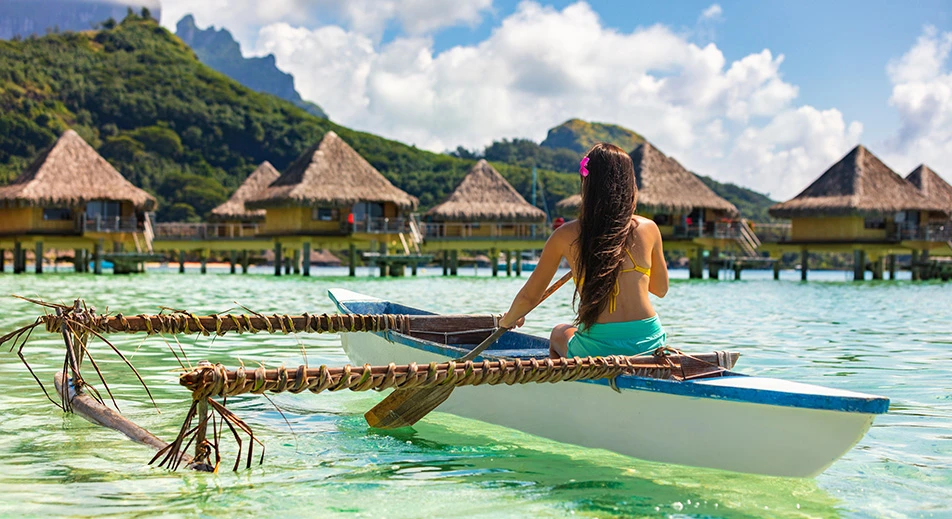 Tour guidé sur une pirogue polynésienne