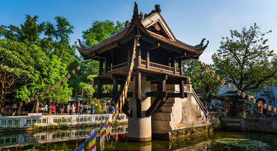 Visita a la Pagoda del Pilar Único