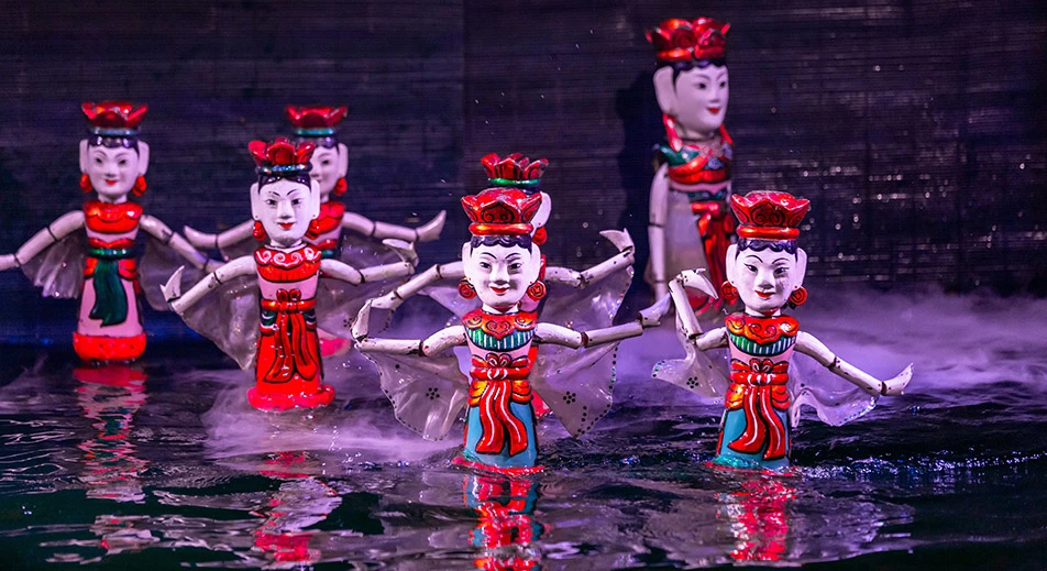 Espectáculo de marionetas sobre el agua