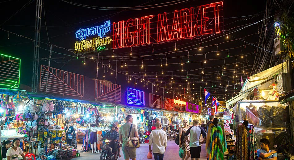 Paseo por el mercado nocturno de Angkor