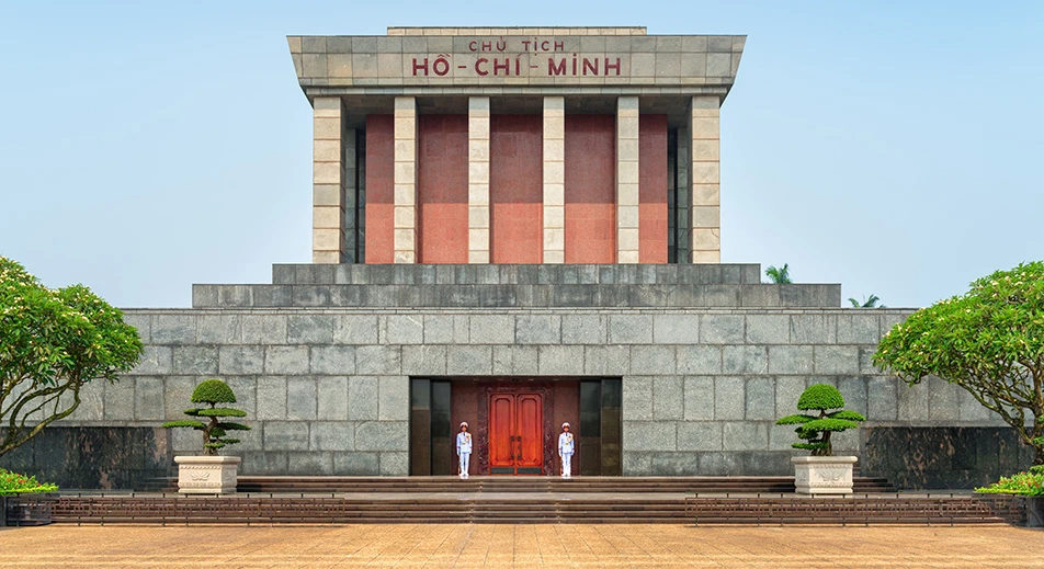 Visite du mausolée de Ho Chi Minh