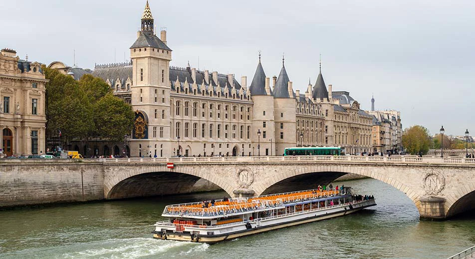 Tour panoramique de Paris : balade le long de la Seine et de ses ponts