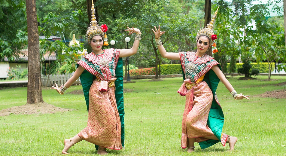 Spectacle de danse traditionnelle lao