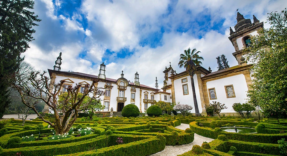 Vila Réal und Casa de Mateus