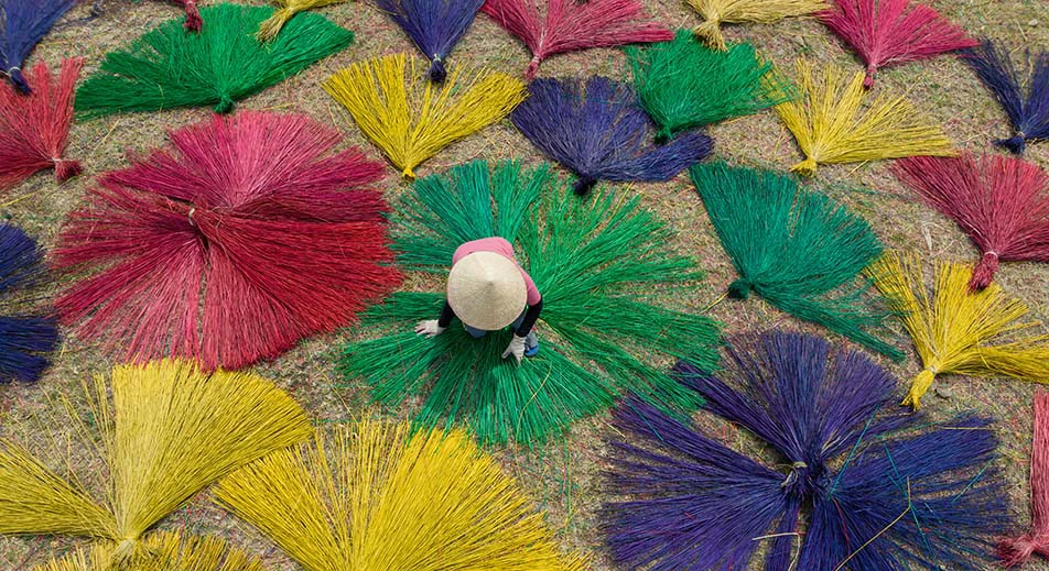 Visit od workshop of traditional mat-making