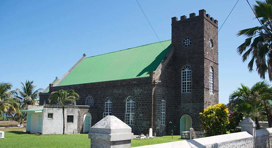 Visit of the small catholic church of padre Divonn