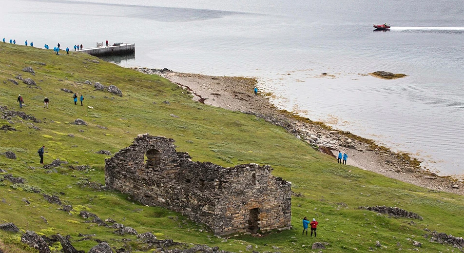 Qaqortoq - Sortie en bateau vers les ruines de l’église de Hvalsø