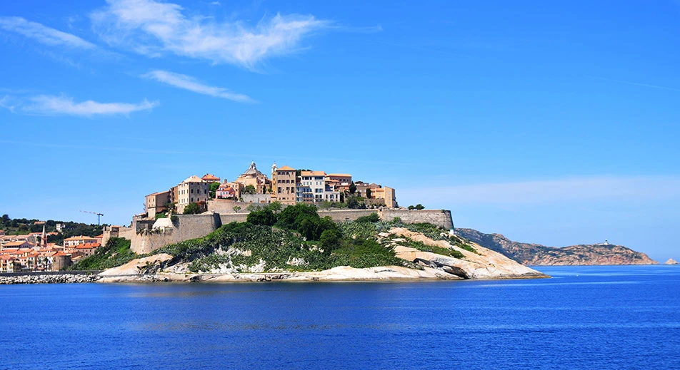 Découverte de Calvi et sa citadelle sur l’île de Beauté