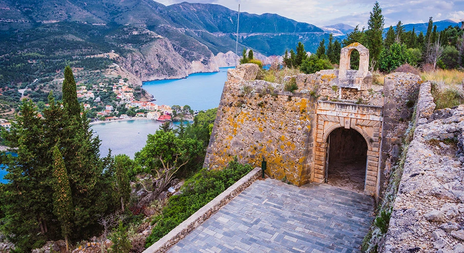 Découverte du château d'Assos
