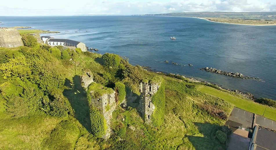 Une escale inédite à Greencastle, porte d’entrée vers la sauvage péninsule d’Inishowen