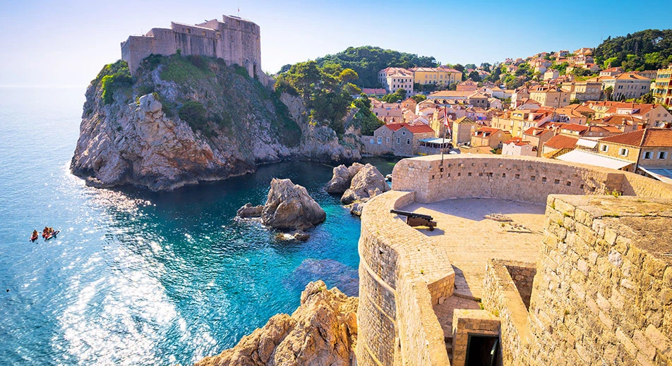 Découverte des remparts de Dubrovnik, symbole de l’ancienne république de Raguse