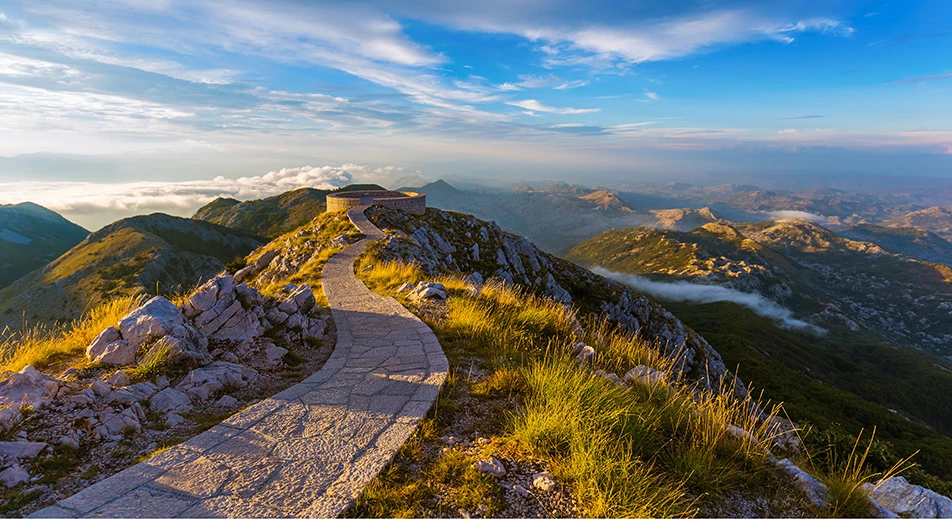 Ascension vers le parc national de Lovcen en téléphérique