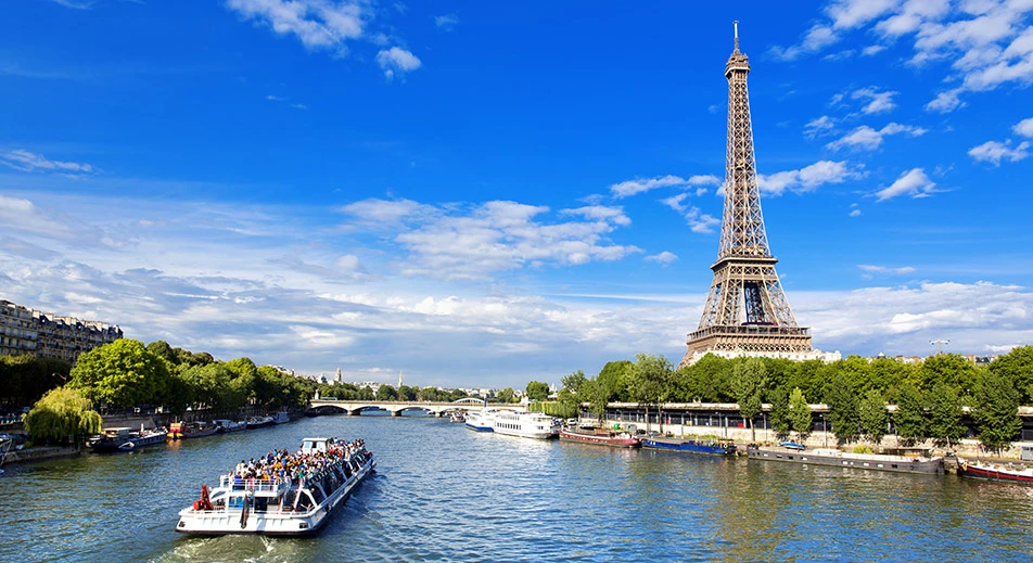 Tour des "Bateaux Parisiens"