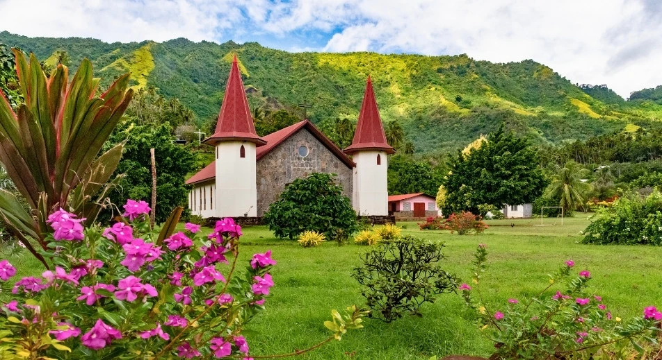 Visite du village Taiohae et sa cathédrale