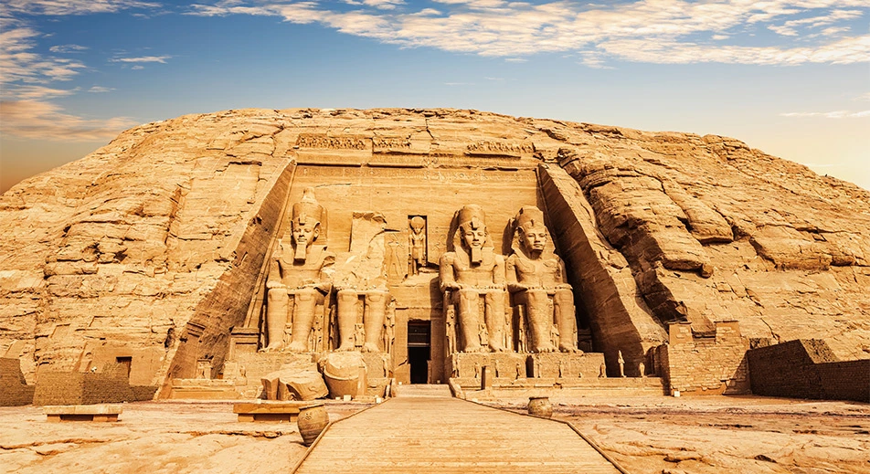 Tombeau de Néfertari et Colosses de Memnon