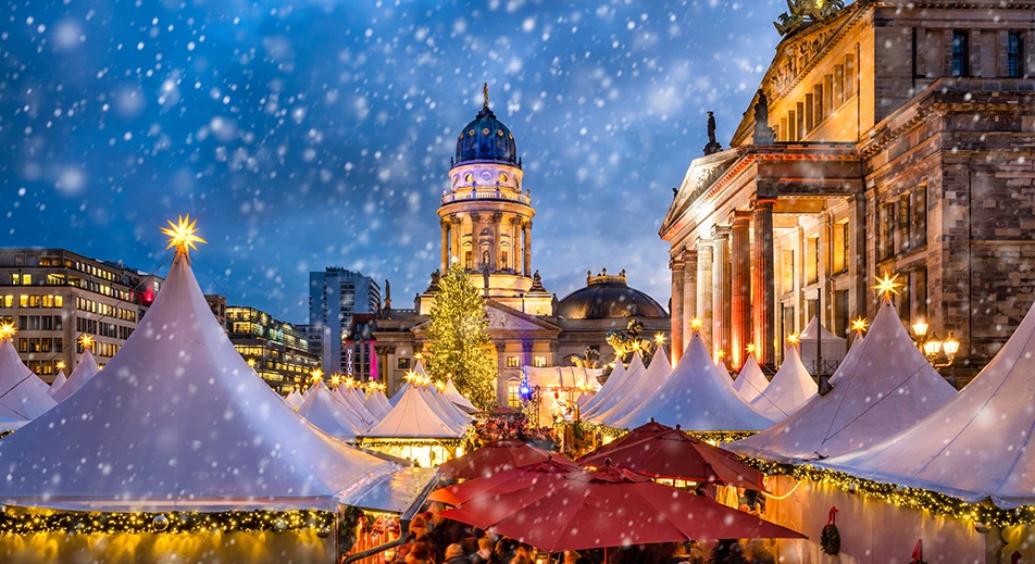 Berlin by night